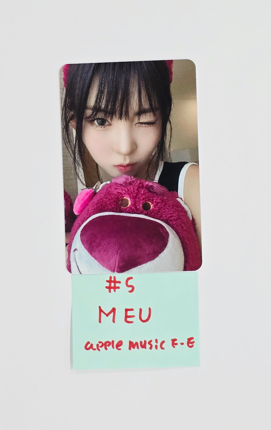 IFEYE "SWEET TANG" - Apple Music Fansign Event Photocard R2 [25.10.01]