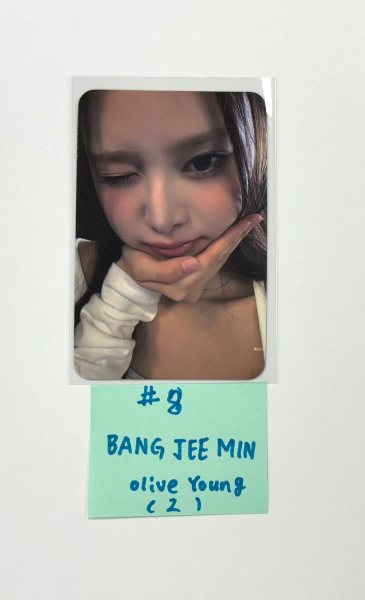 IZNA "Not Just Pretty" - Olive Young Event Photocard [25.10.01]