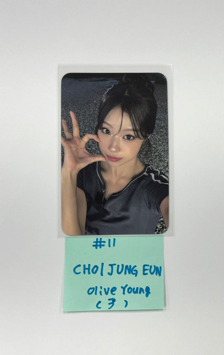 IZNA "Not Just Pretty" - Olive Young Event Photocard [25.10.01]