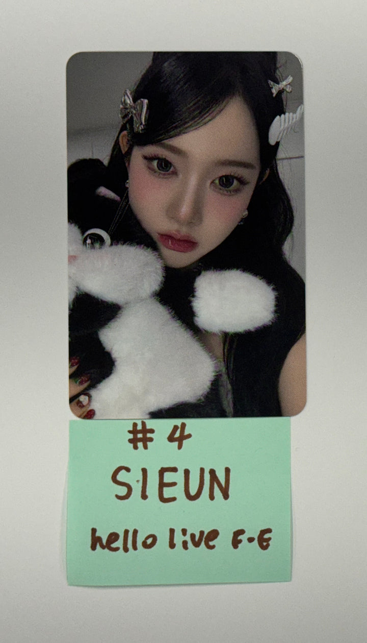 STAYC "I WANT IT" - Hello Live Fansign Event Photocard R2 [25.10.01]