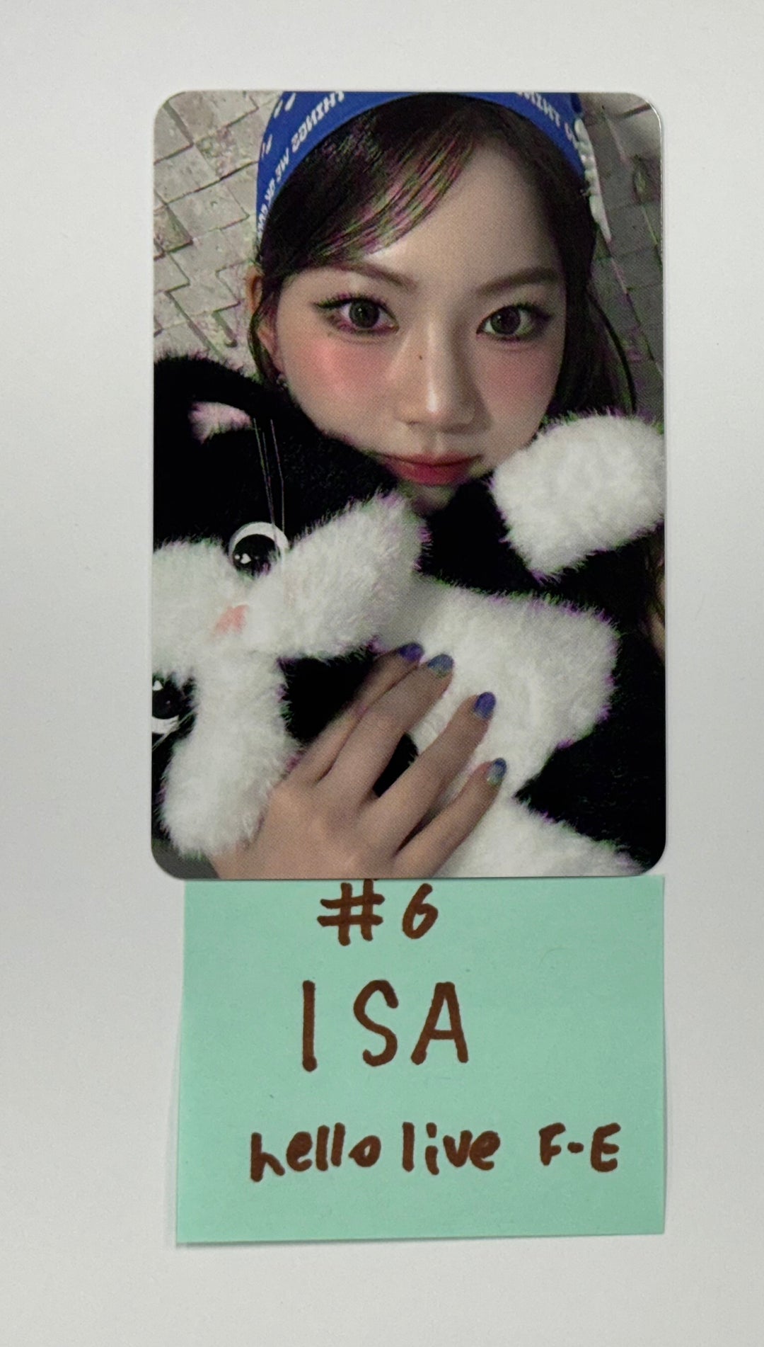 STAYC "I WANT IT" - Hello Live Fansign Event Photocard R2 [25.10.01]