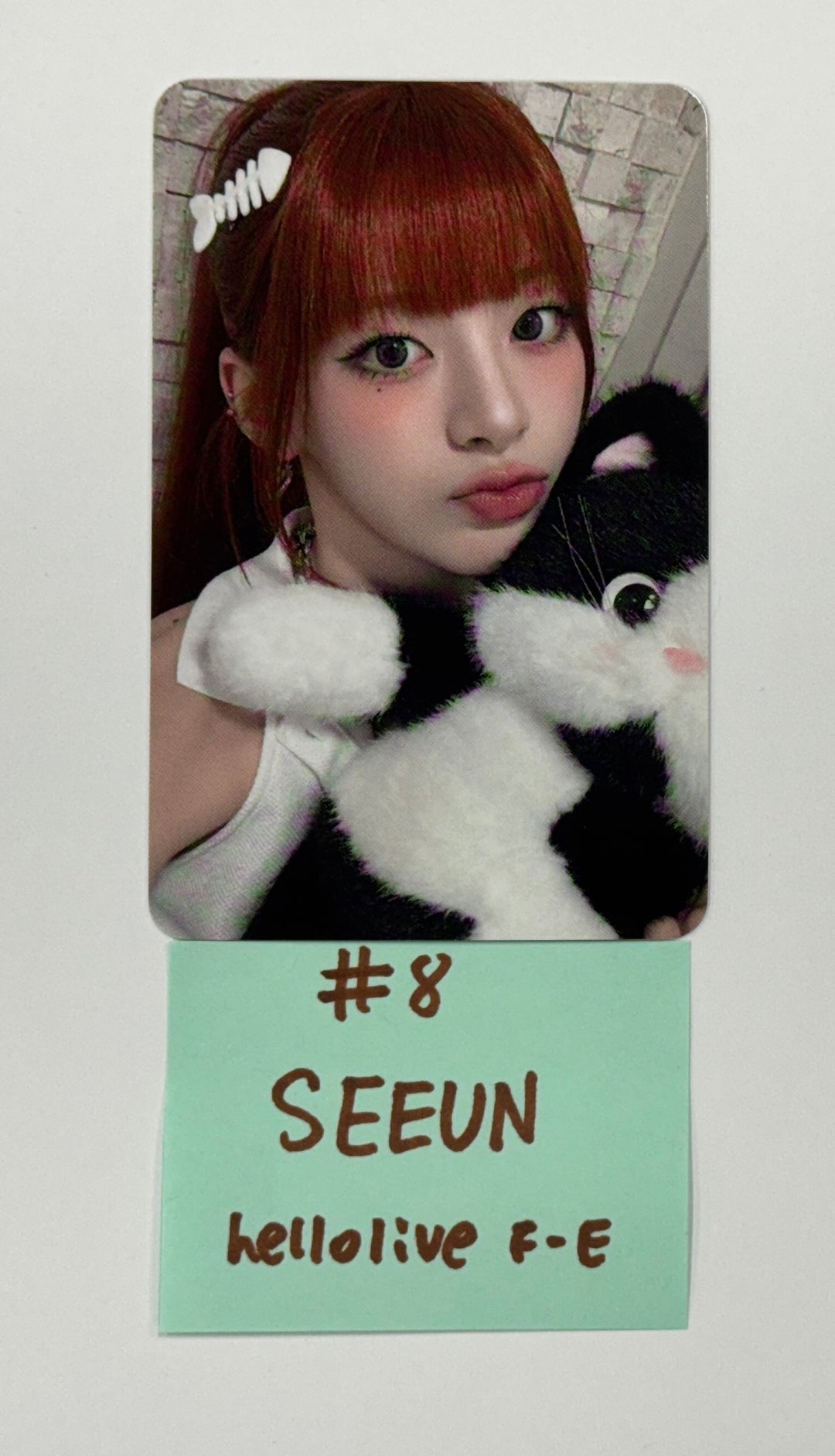 STAYC "I WANT IT" - Hello Live Fansign Event Photocard R2 [25.10.01]