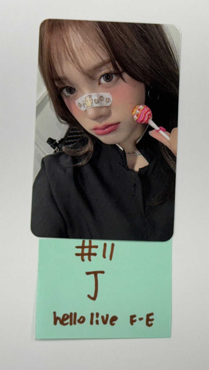 STAYC "I WANT IT" - Hello Live Fansign Event Photocard R2 [25.10.01]