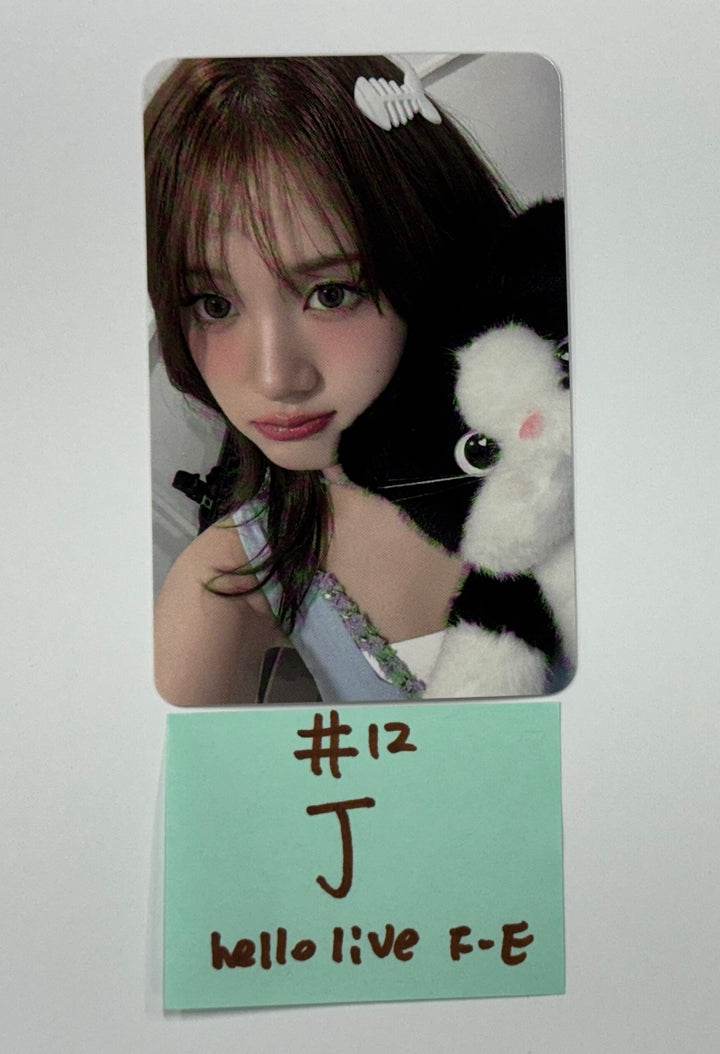 STAYC "I WANT IT" - Hello Live Fansign Event Photocard R2 [25.10.01]