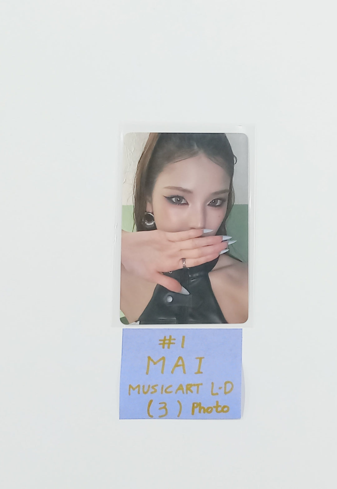 IZNA "Not Just Pretty" - Music Art Lucky Draw Event Photocard, Polaroid type Photocard [25.10.01]