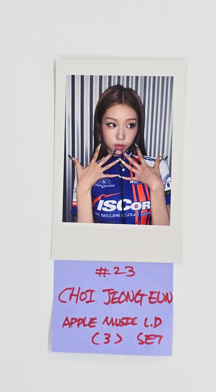 IZNA "Not Just Pretty" - Apple Music Lucky Draw Event Photocard, Polaroid type Photocard [25.10.01]
