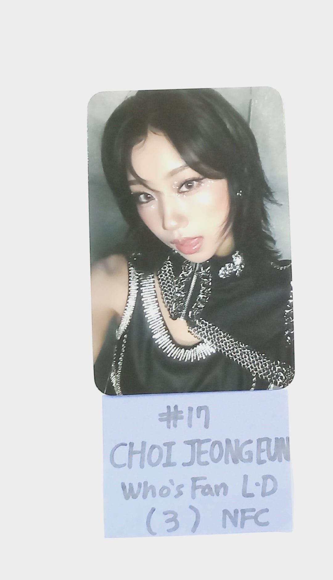 IZNA "Not Just Pretty" - Who's Fan Lucky Draw Event Photocard [25.10.01]
