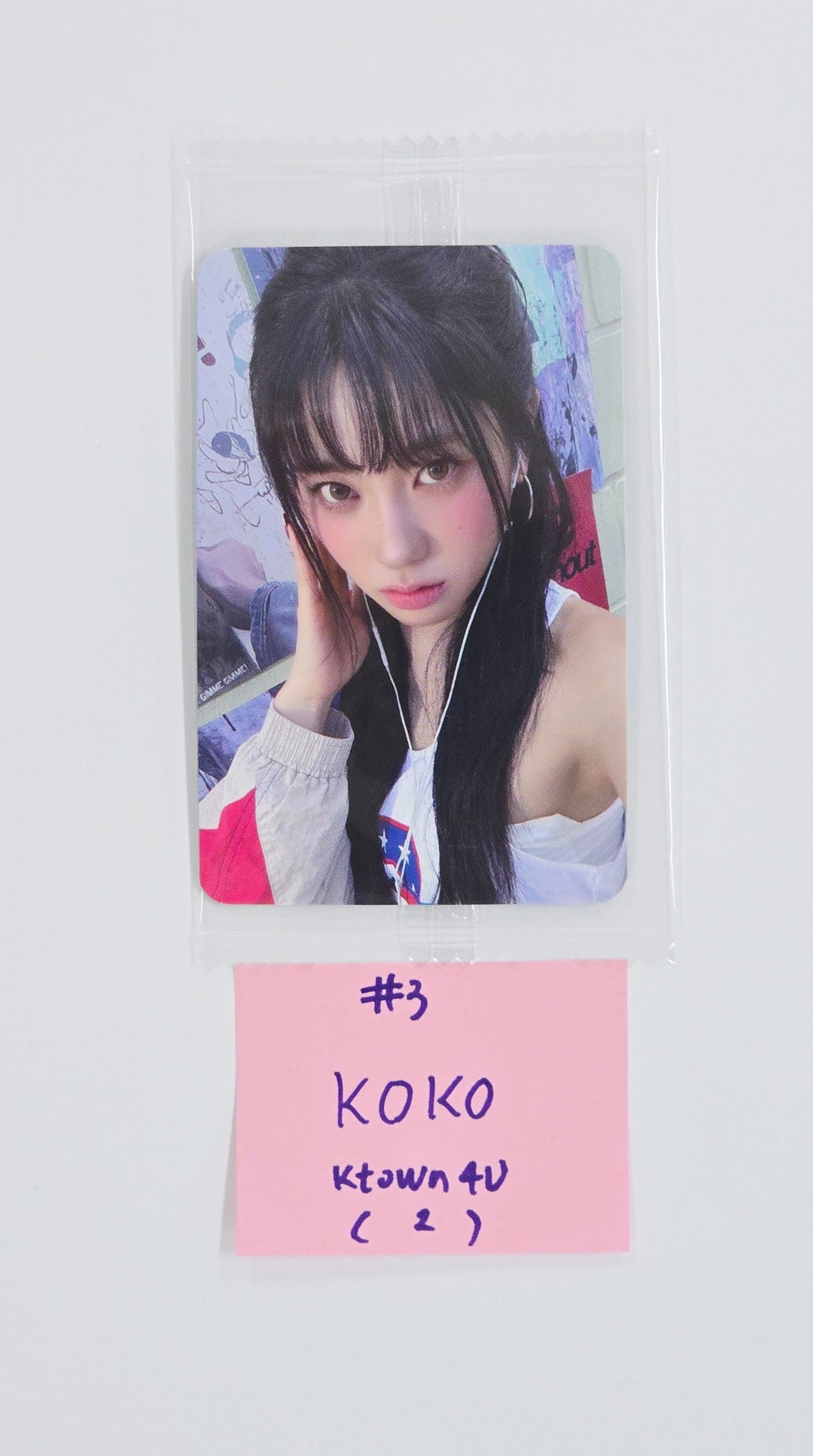 IZNA "Not Just Pretty" - Ktown4U Pre-Order Benefit Photocard (PhotoBook ver.) [25.10.02]