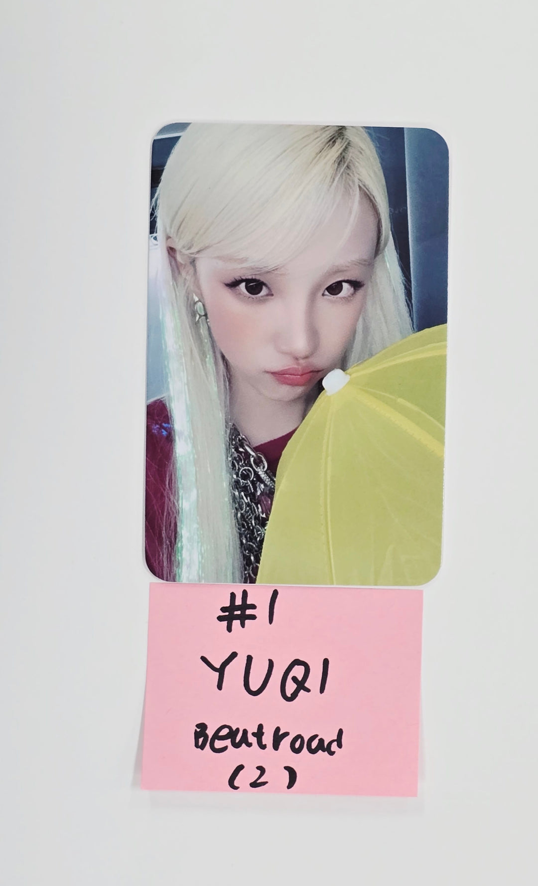 YUQI (of I-dle) "Motivation" - Beatroad Pre-Order Benefit Photocard [25.10.02]