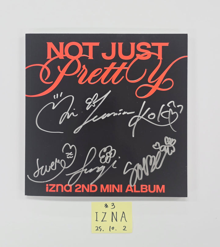 IZNA "Not Just Pretty" - Hand Autographed(Signed) Promo Album [25.10.02]