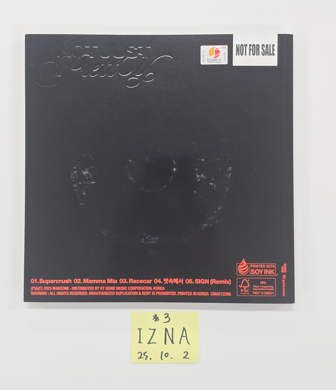 IZNA "Not Just Pretty" - Hand Autographed(Signed) Promo Album [25.10.02]