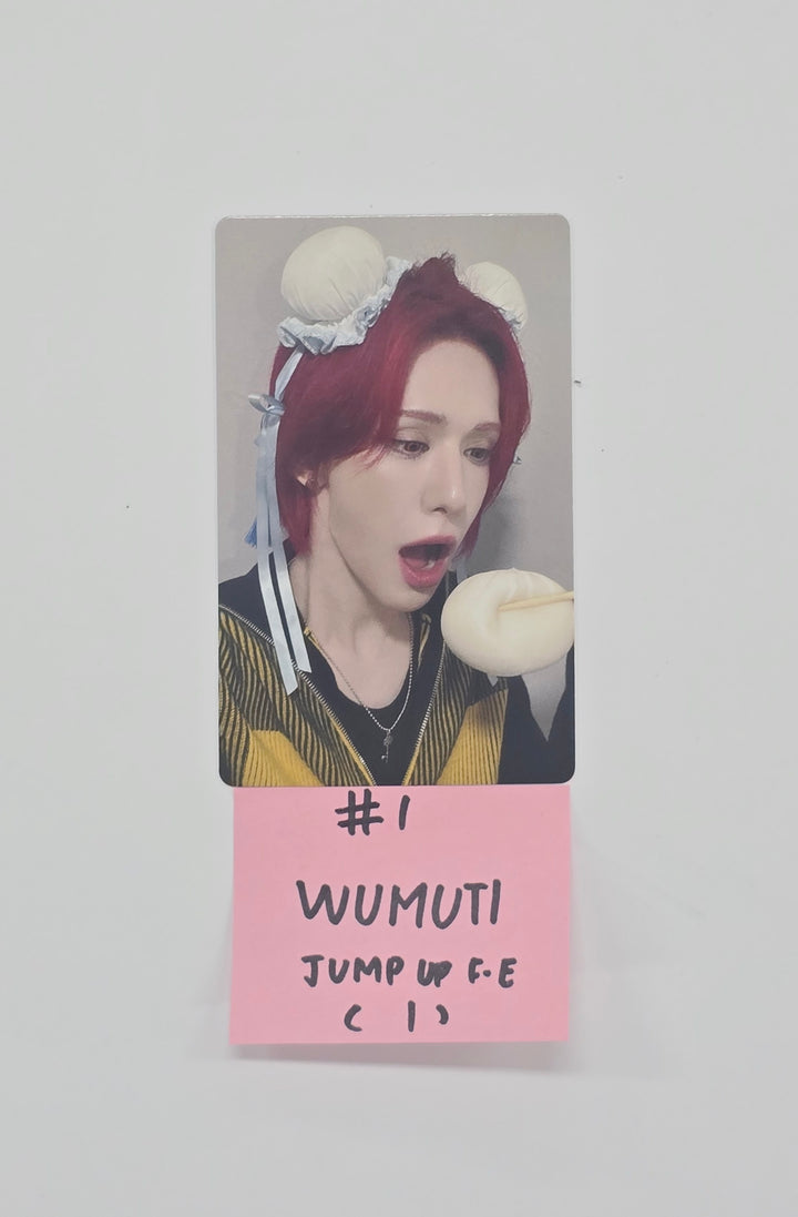 XLOV "I ONE" - Jump UP Fansign Event Photocard R4 [25.10.02]