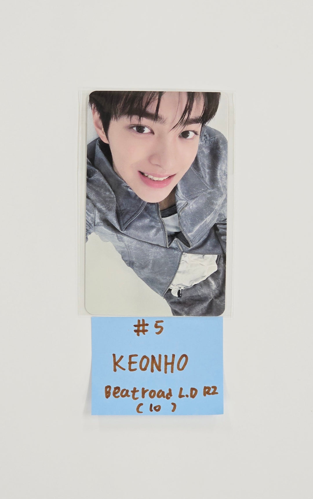 CORTIS 1st EP album "Color Outside The Line" - Beatroad Lucky Draw Event Photocard R2 [25.10.10]
