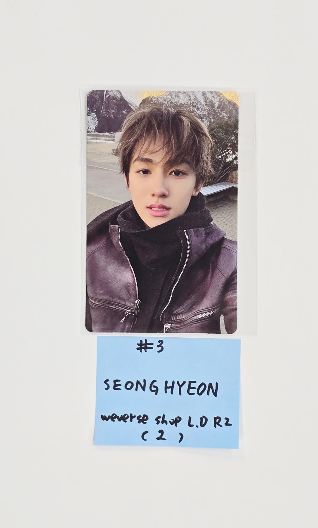 CORTIS 1st EP album "Color Outside The Line" - Weverse Shop Lucky Draw Event Photocard R2 [25.10.10]