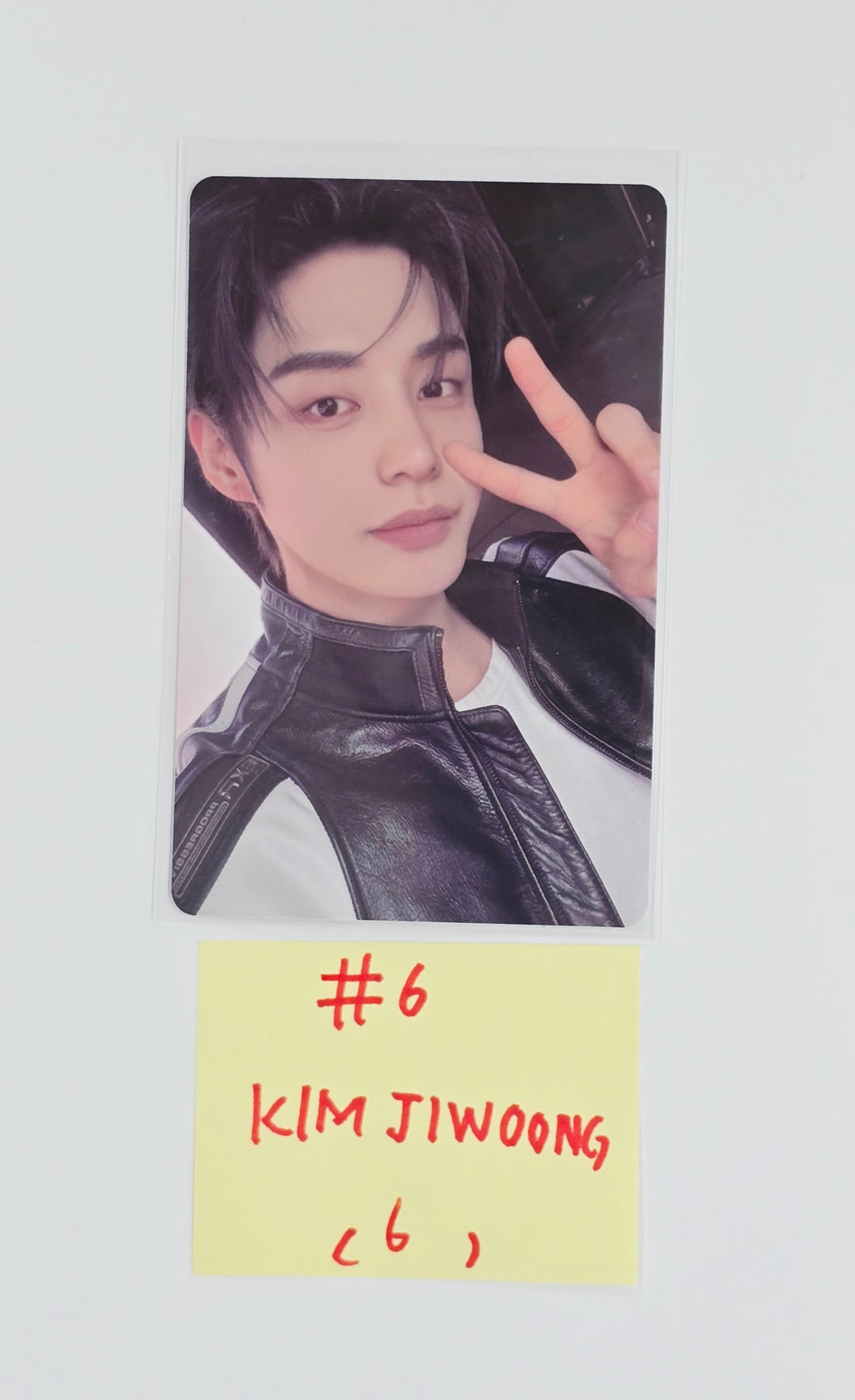 ZEROBASEONE(ZB1) - 2025 ZEROBASEONE World Tour "HERE & NOW" in Seoul Trading Photocard ver.1 [25.10.10]