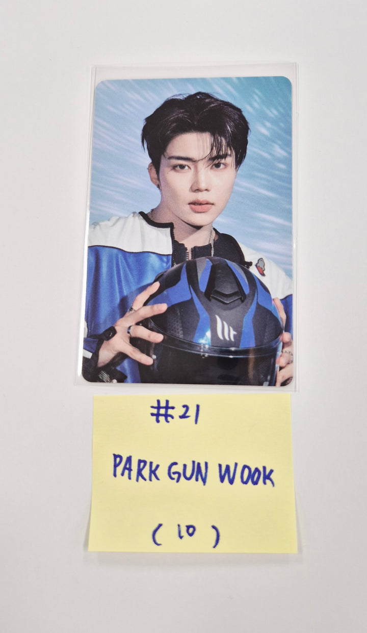 ZEROBASEONE(ZB1) - 2025 ZEROBASEONE World Tour "HERE & NOW" in Seoul Trading Photocard ver.2 [25.10.10]