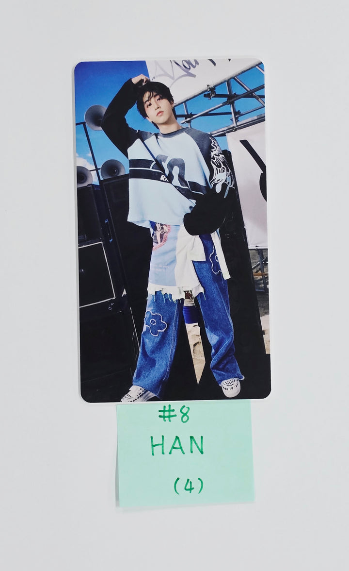 Stray Kids - Stray Kids World Tour "dominATE : celebrATE"  - Official Special Trading Card [25.10.13]