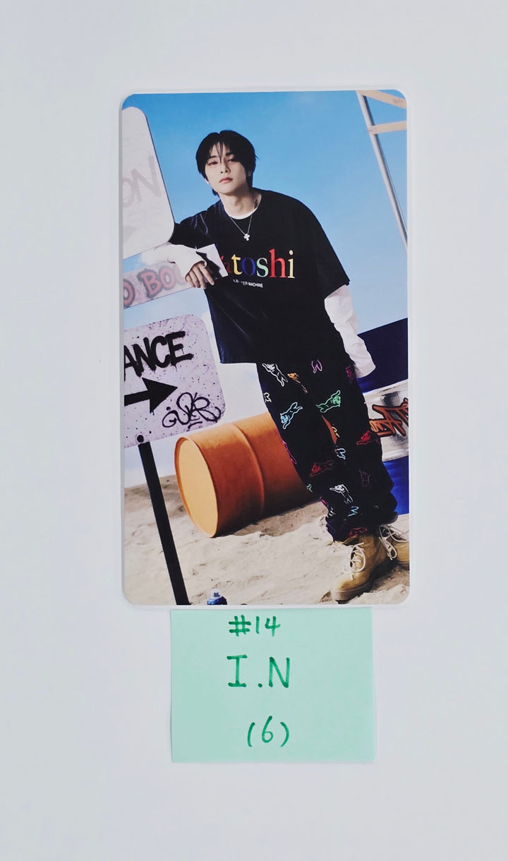 Stray Kids - Stray Kids World Tour "dominATE : celebrATE"  - Official Special Trading Card [25.10.13]