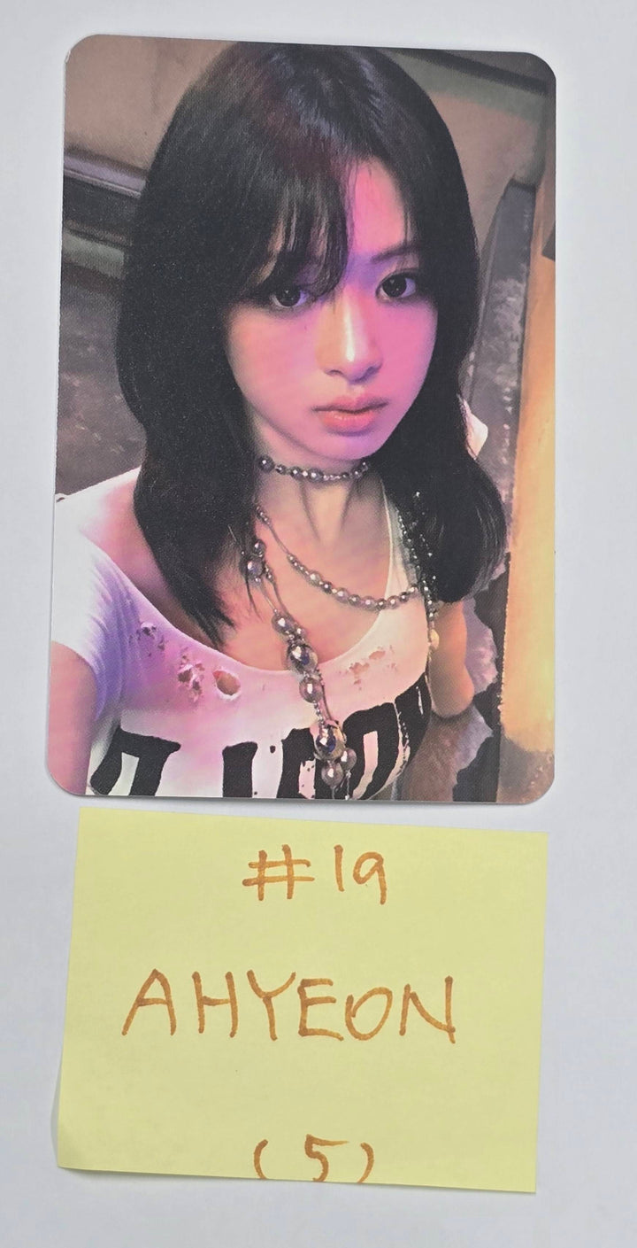 BABYMONSTER "WE GO UP" - Official Trading Photocard (2) [25.10.13]