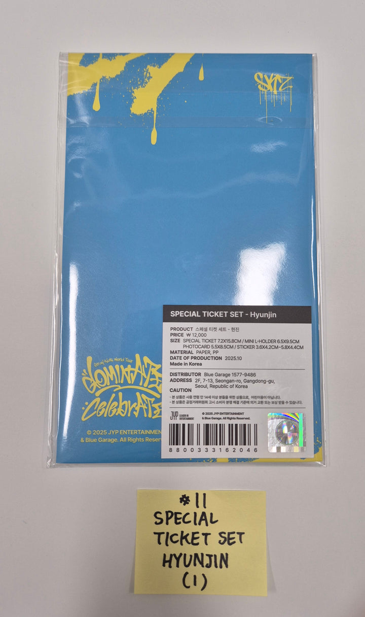 Stray Kids - Stray Kids World Tour "dominATE : celebrATE" POP-UP STORE Official MD (1) [25.10.13]
