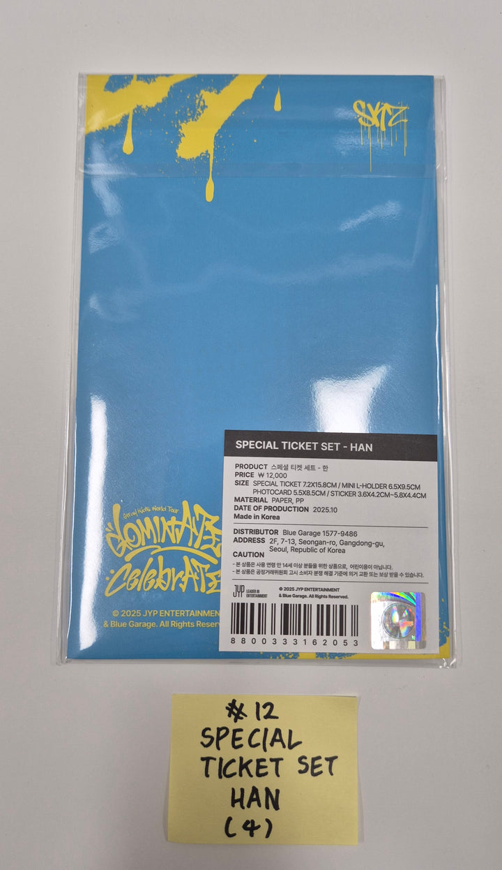Stray Kids - Stray Kids World Tour "dominATE : celebrATE" POP-UP STORE Official MD (1) [25.10.13]