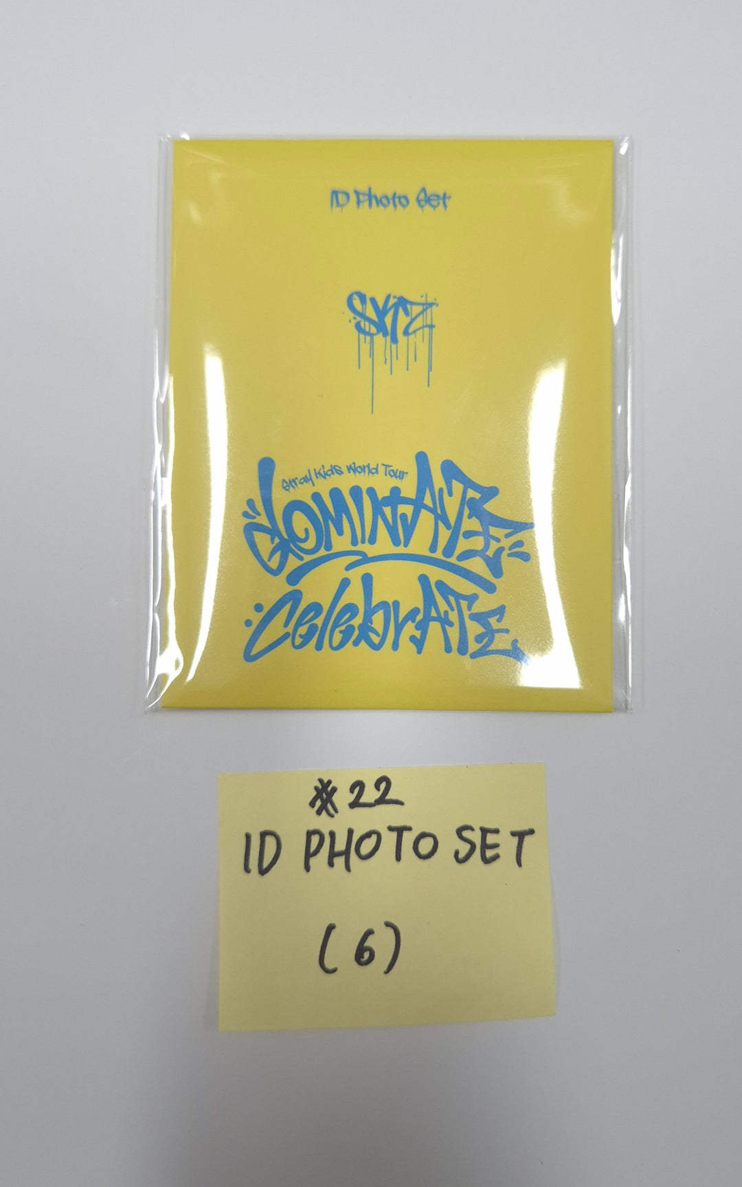 Stray Kids - Stray Kids World Tour "dominATE : celebrATE" POP-UP STORE Official MD (1) [25.10.13]