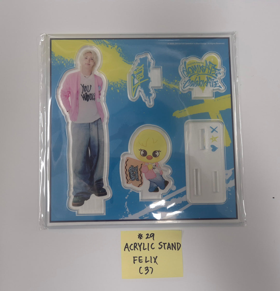 Stray Kids - Stray Kids World Tour "dominATE : celebrATE" POP-UP STORE Official MD (1) [25.10.13]