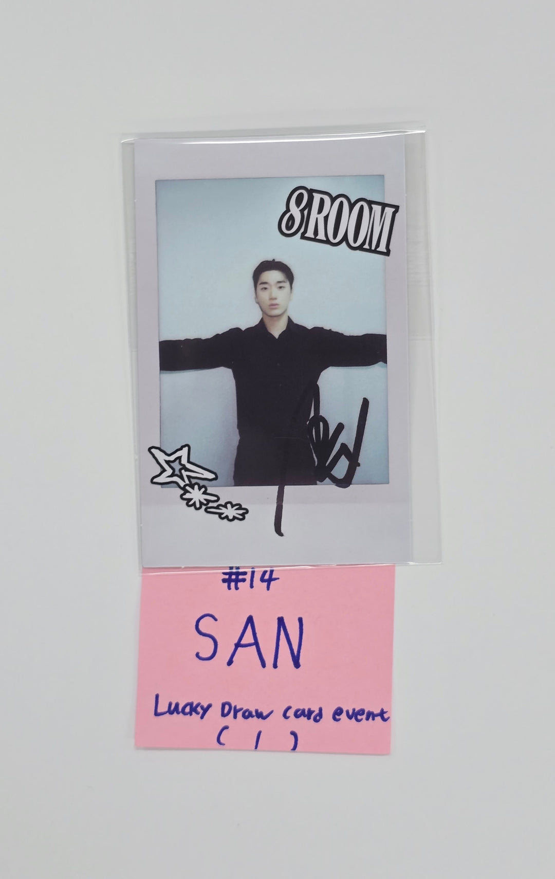 ATEEZ - ATEEZ "8ROOM" POP-UP STORE Lucky Draw Card Event Photocard, polaroid type Photocard, Keyring [25.10.14]