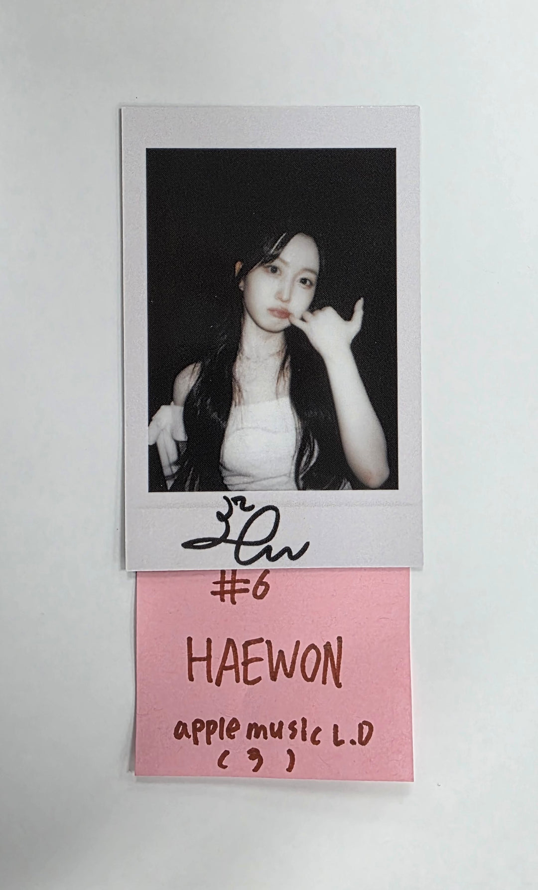 NMIXX "Blue Valentine" - Apple Music Lucky Draw Event Photocard, polaroid type Photocard [25.10.14]