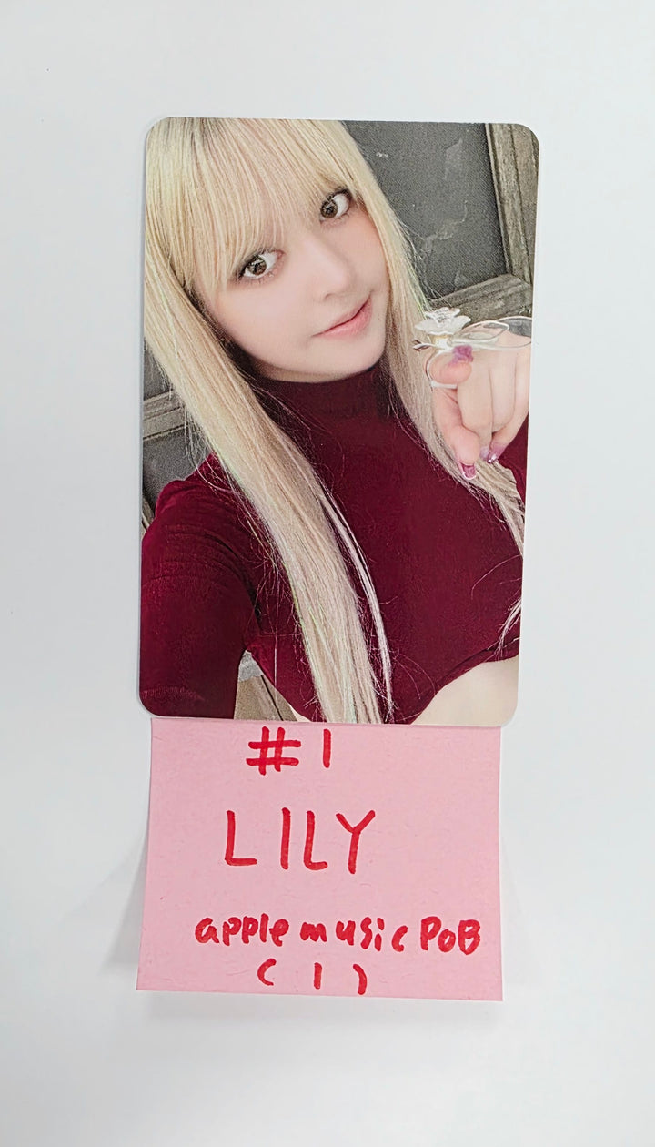 NMIXX "Blue Valentine" - Apple Music Pre-Order Benefit Event Photocard [25.10.14]