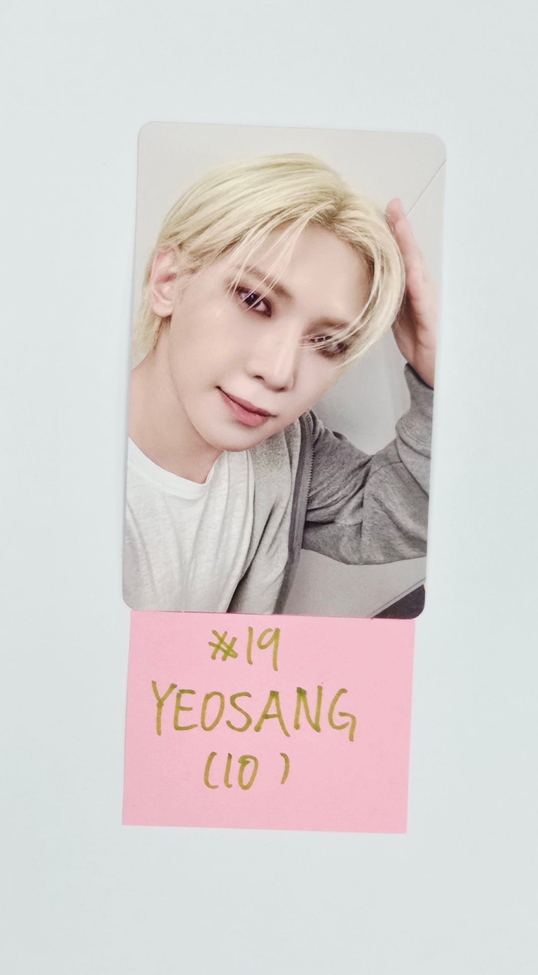 ATEEZ - ATEEZ "8ROOM" Pop-UP Store Official Trading Photocard (1) [25.10.14]