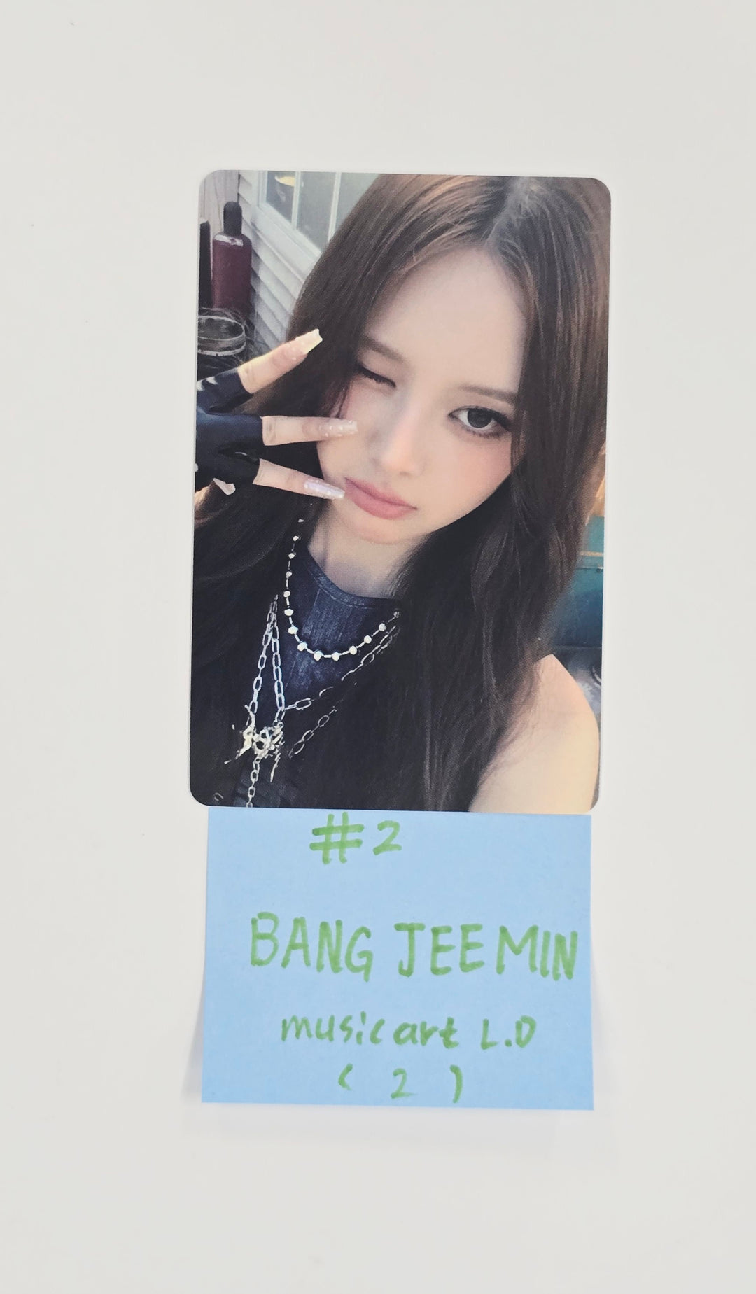 IZNA "Not Just Pretty" - Music Art Lucky Draw Event Photocard (NFC_NEMO Ver.) [25.10.15]