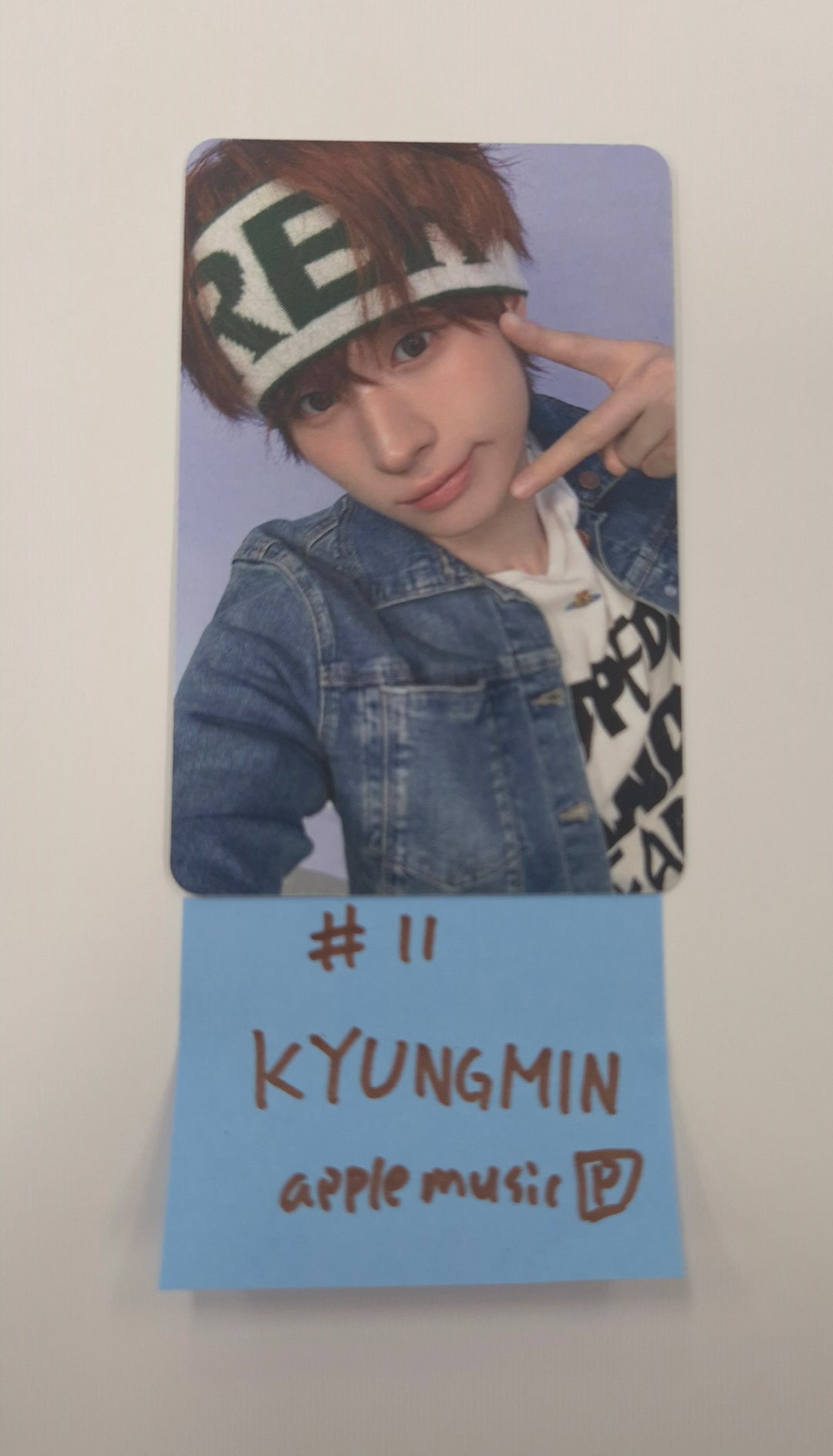 TWS "Play Hard" - Apple Music Pre-Order Benefit Photocard [25.10.15]