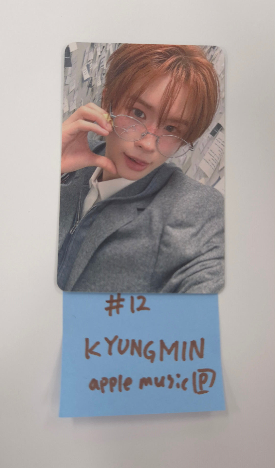TWS "Play Hard" - Apple Music Pre-Order Benefit Photocard [25.10.15]