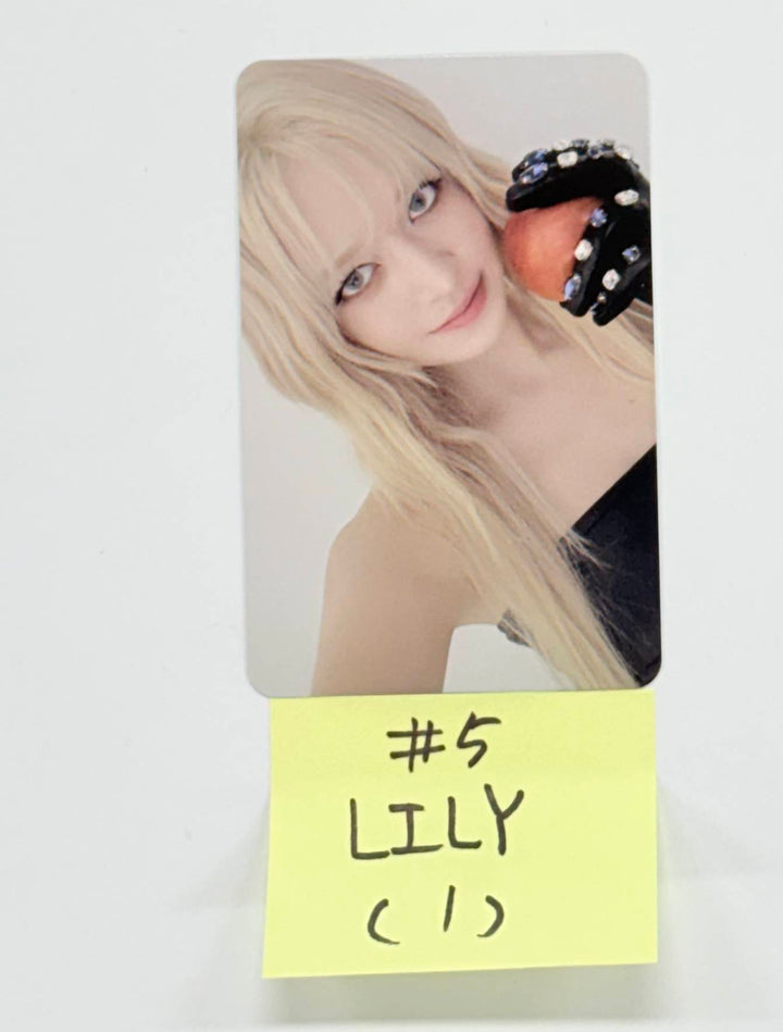 NMIXX "Blue Valentine" - Official Photocard (1) [25.10.15]