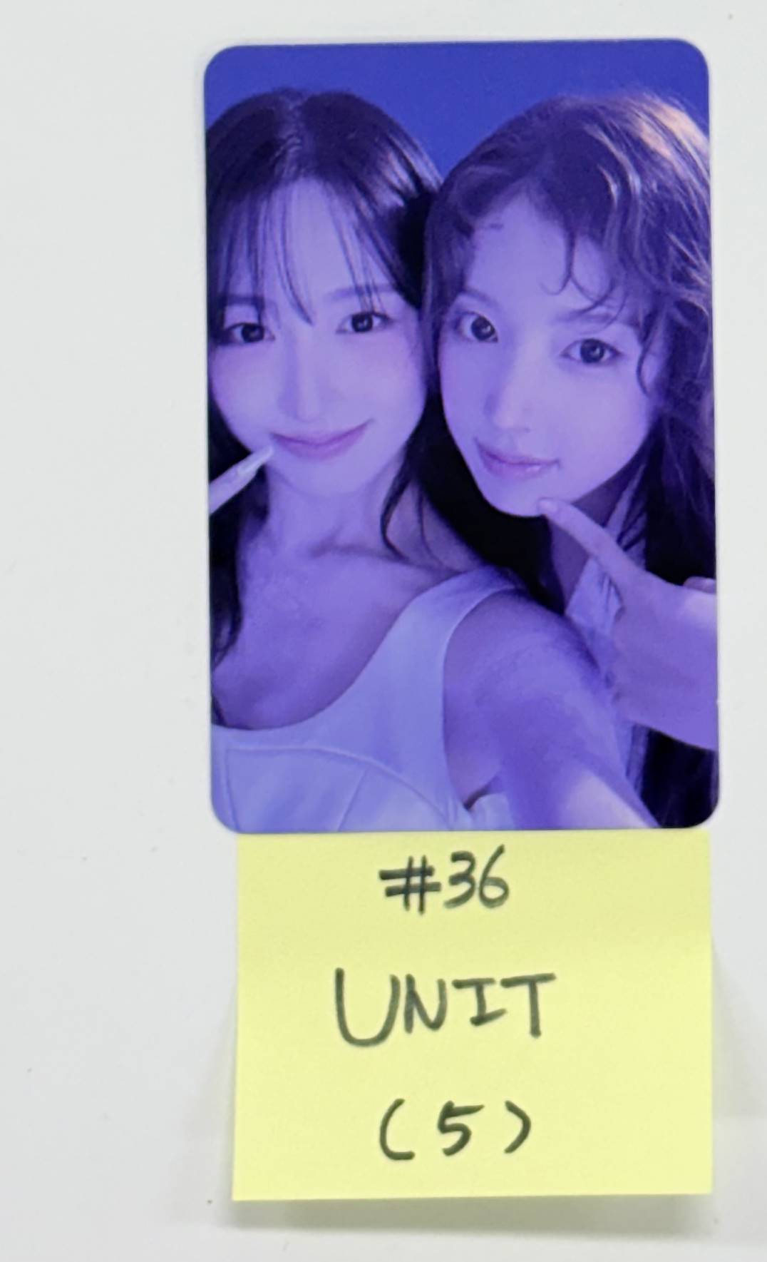 NMIXX "Blue Valentine" - Official Photocard (2) [25.10.15]