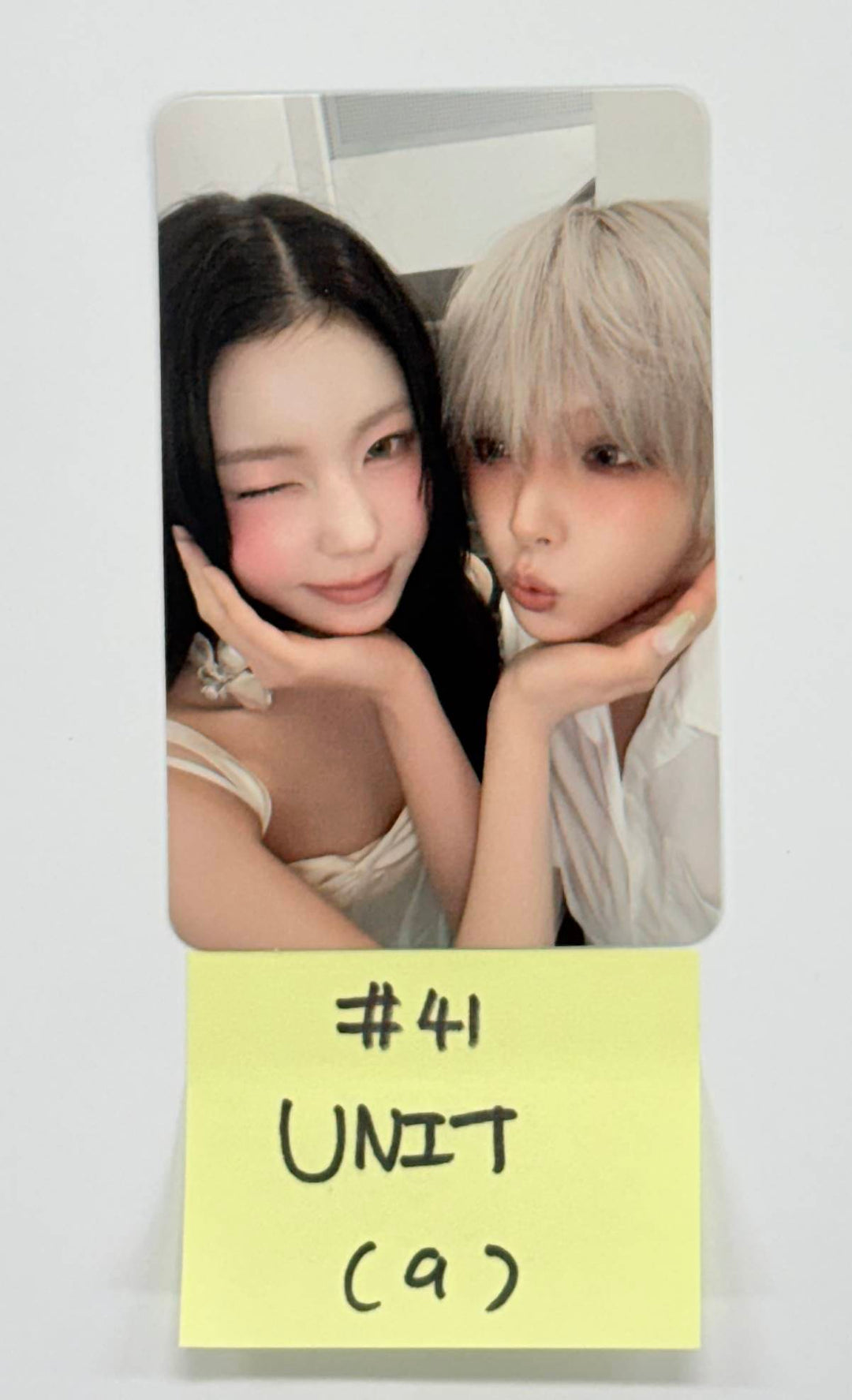 NMIXX "Blue Valentine" - Official Photocard (2) [25.10.15]