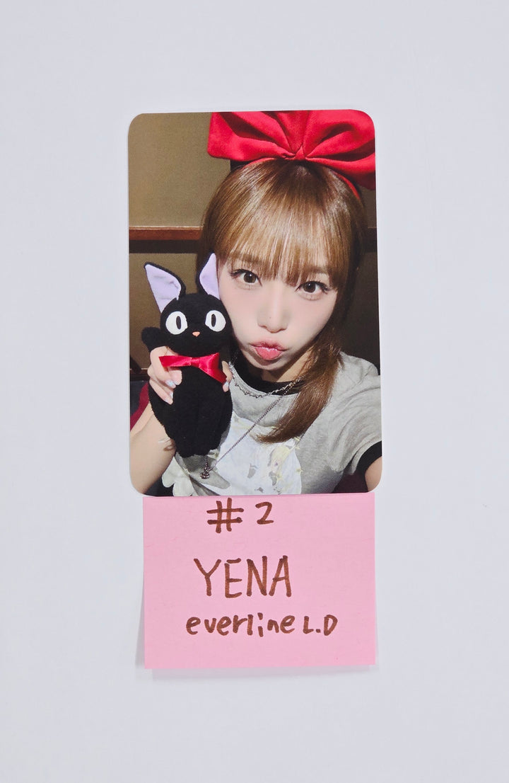 YENA "Blooming Wings" - Everline Lucky Draw Event Photocard [25.10.17]