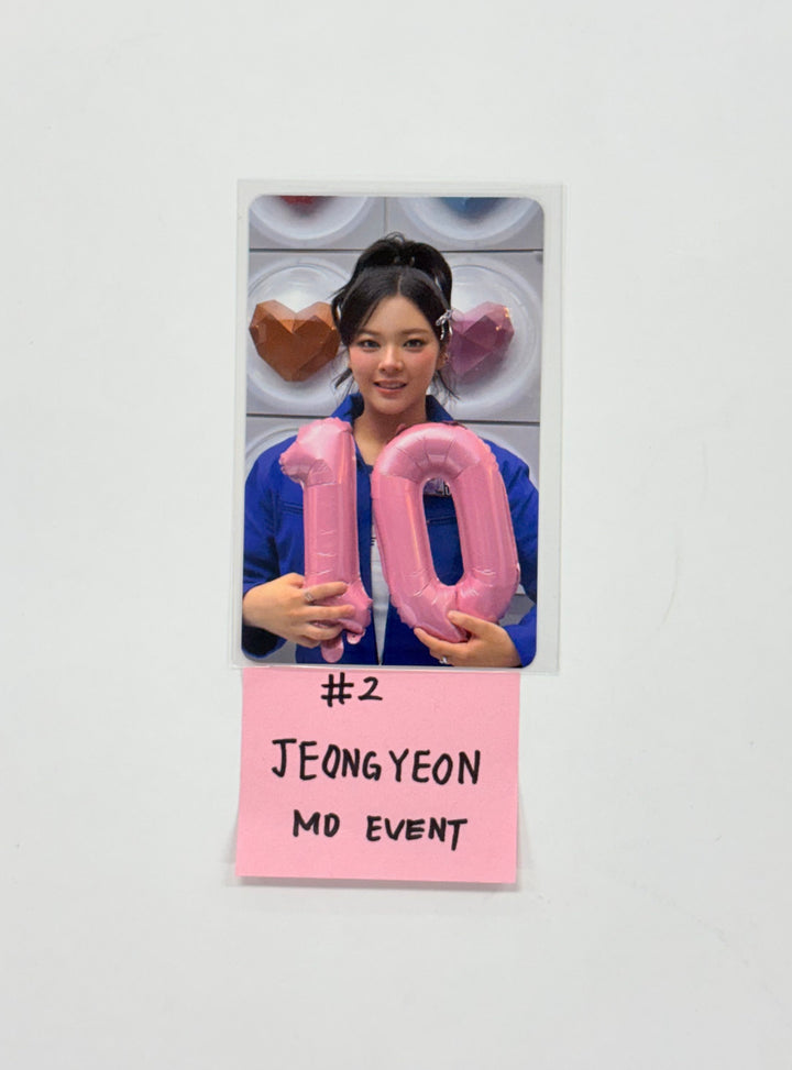 TWICE - 2025 TWICE FANMEETING "10VE UNIVERSE" POP-UP STORE MD Event Photocard [25.10.17]