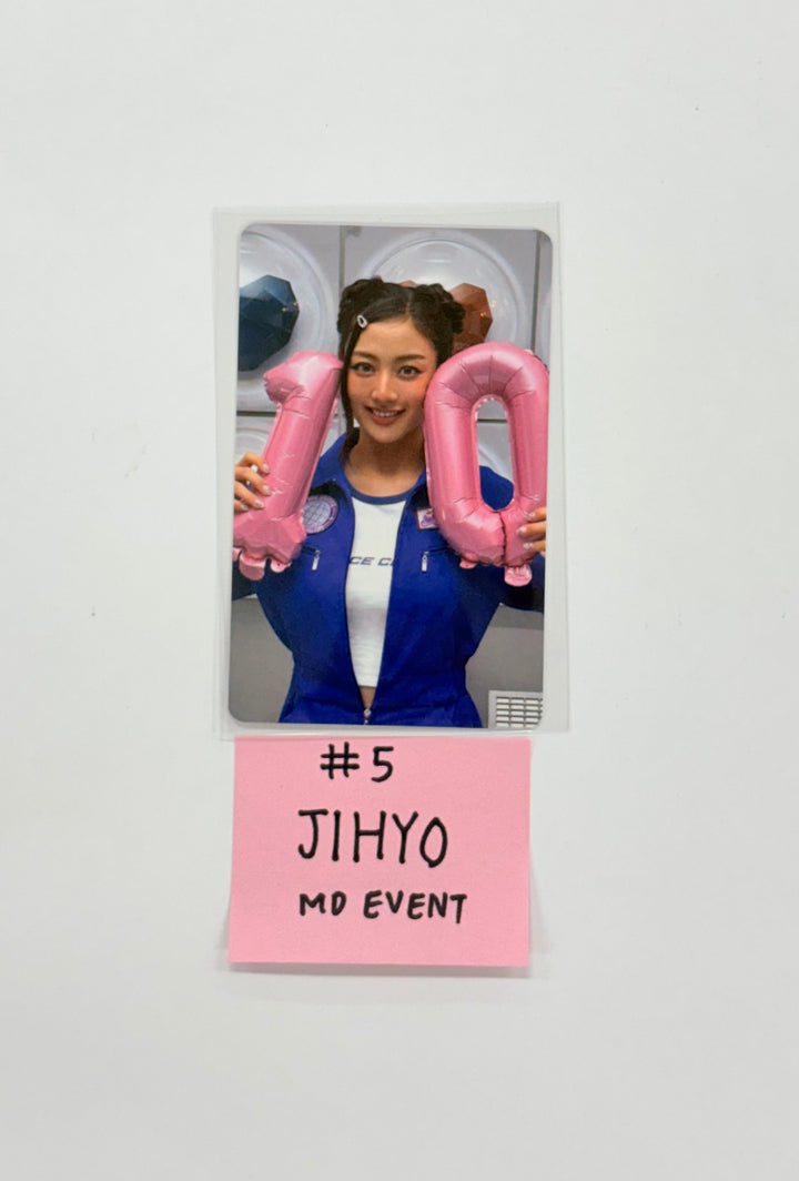 TWICE - 2025 TWICE FANMEETING "10VE UNIVERSE" POP-UP STORE MD Event Photocard [25.10.17]