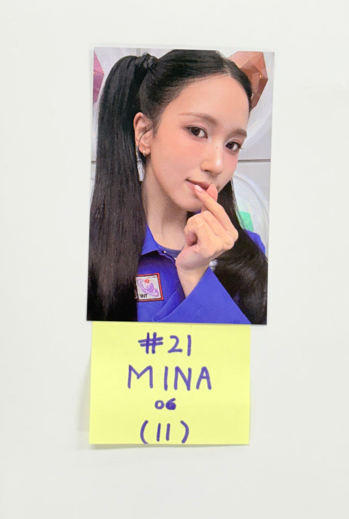 TWICE - 2025 TWICE FANMEETING "10VE UNIVERSE" POP-UP STORE Trading Photocard (2) [25.10.17]