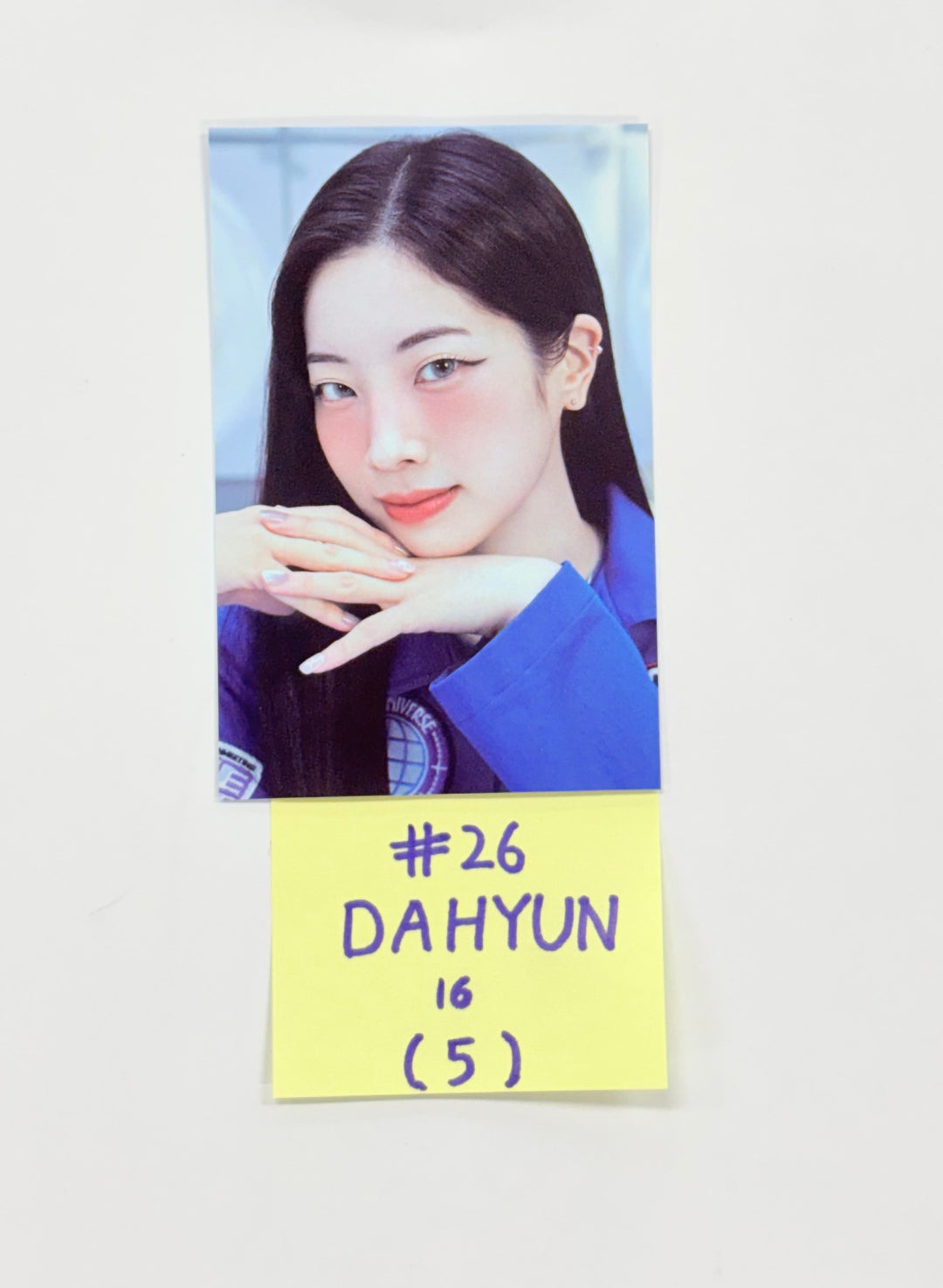 TWICE - 2025 TWICE FANMEETING "10VE UNIVERSE" POP-UP STORE Trading Photocard (2) [25.10.17]