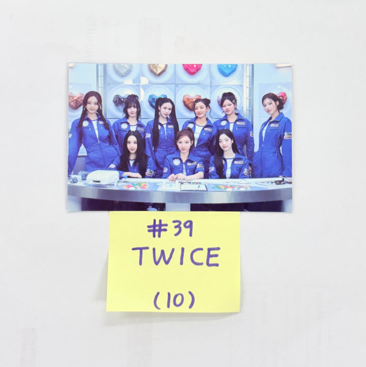 TWICE - 2025 TWICE FANMEETING "10VE UNIVERSE" POP-UP STORE Trading Photocard (2) [25.10.17]