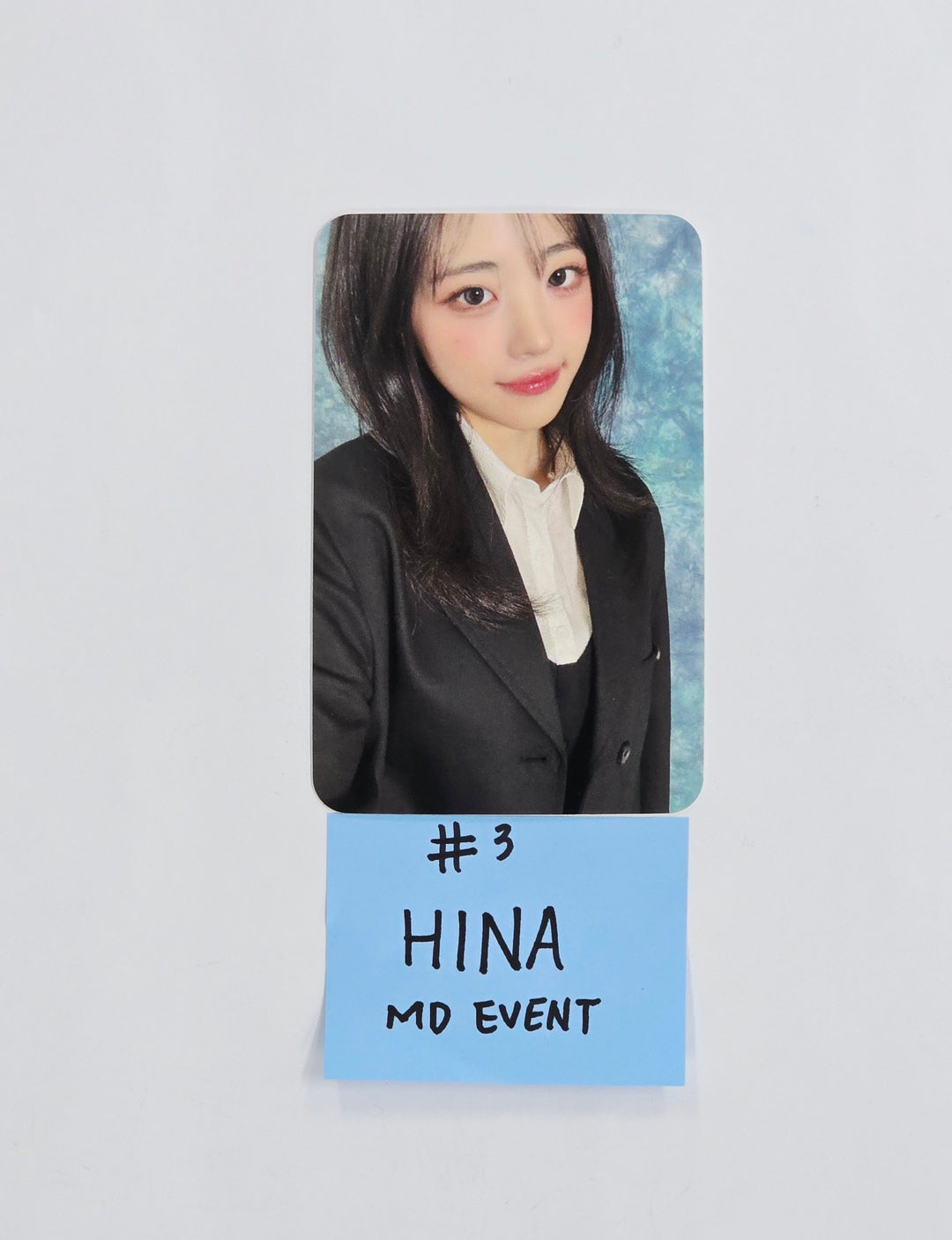 QWER - “Born 2 Rock” QWER 2nd Anniversary Pop-up Store MD Event Photocard (1) [25.10.20]