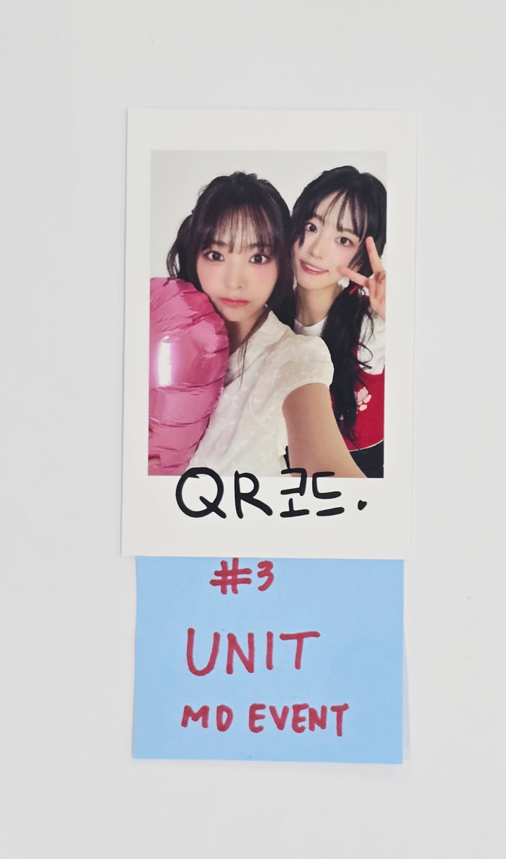QWER - “Born 2 Rock” QWER 2nd Anniversary Pop-up Store MD Event Polaroid type Unit Photocard (2) [25.10.20]