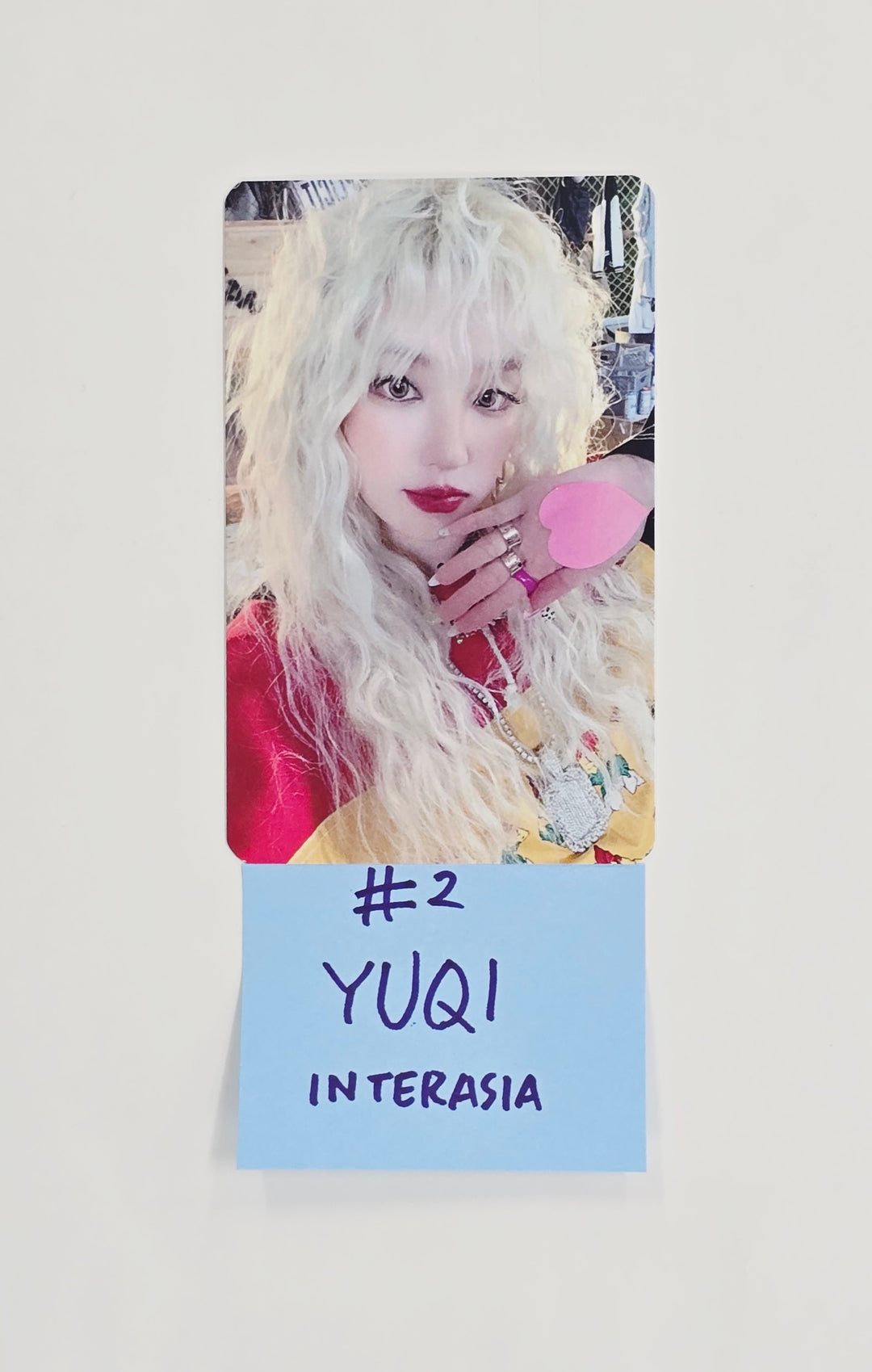 YUQI (of I-dle) "Motivation" - InterAsia Lucky Draw Event Photocard [25.10.20]