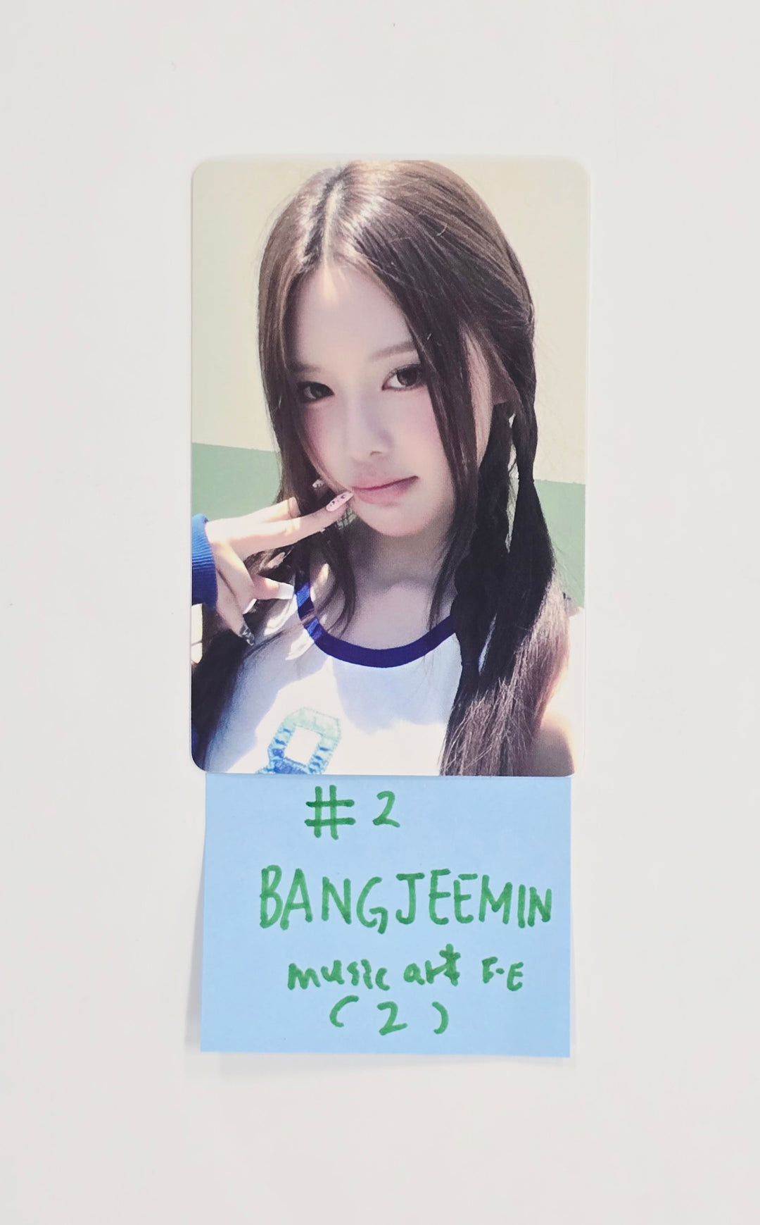 IZNA "Not Just Pretty" - Music Art Fansign Event Photocard [25.10.20]