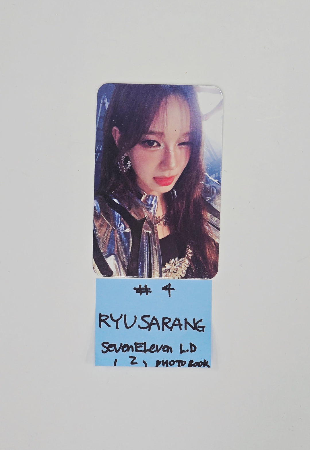 IZNA "Not Just Pretty" - Seven-Eleven Lucky Draw Event Photocard (Photobook, Poster, Gummies Ver.) [25.10.20]