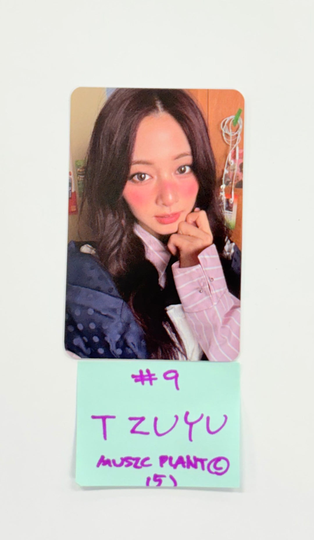 TWICE "TEN: The Story Goes On" - Music Plant Pre-Order Benefit Photocard (Cast Ver.) [25.10.21]