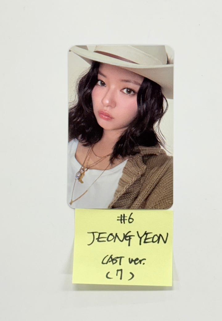 TWICE "TEN: The Story Goes On" - Official Photocard, Seal Sticker (Cast Ver.) (1) [25.10.21]